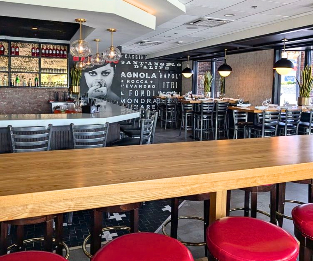 interior of Bar Lino Ristorante in Johnston, Rhode Island