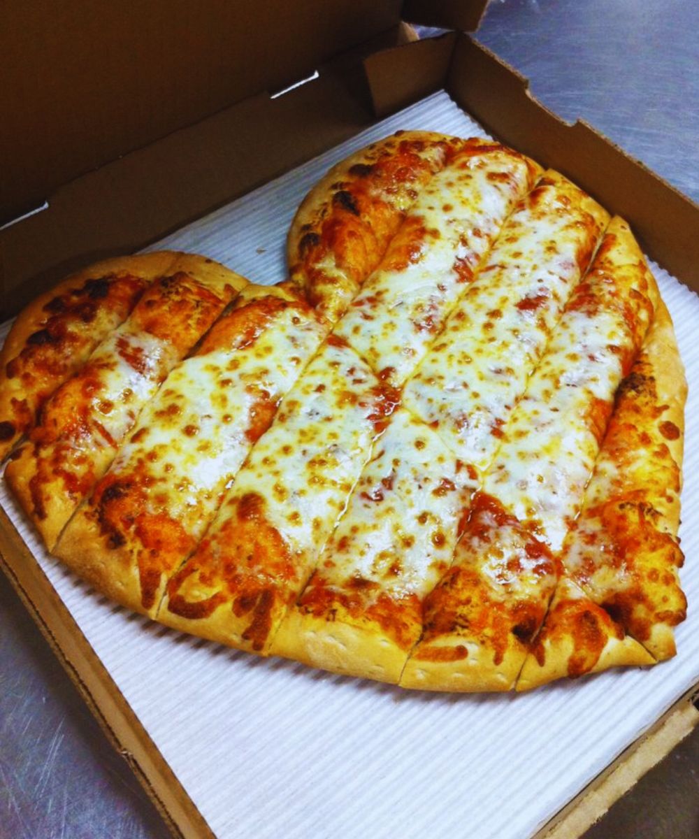 Photos for Delish Pizza