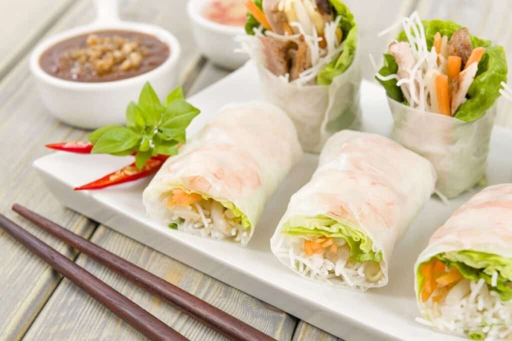 goi cuon Vietnamese street food