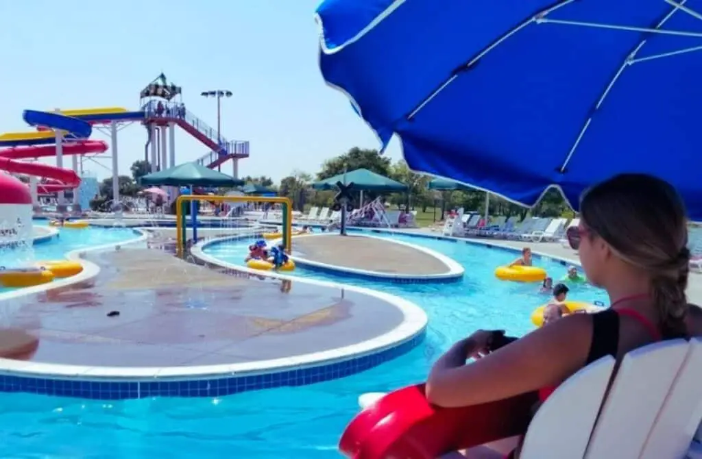 Lions Junction Family Water Park, fun things to do in the summer in Temple Texas