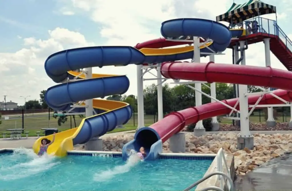 Lions Junction Family Water Park, fun things to do in the summer in Temple Texas