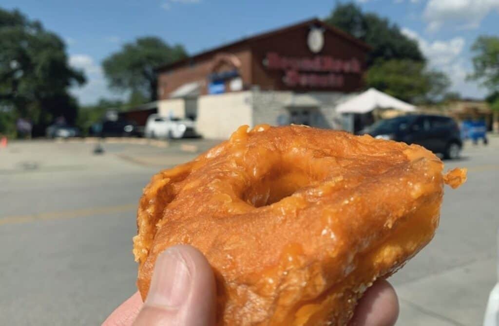 Round Rock Donuts, glazed donut, best donuts in round rock tx