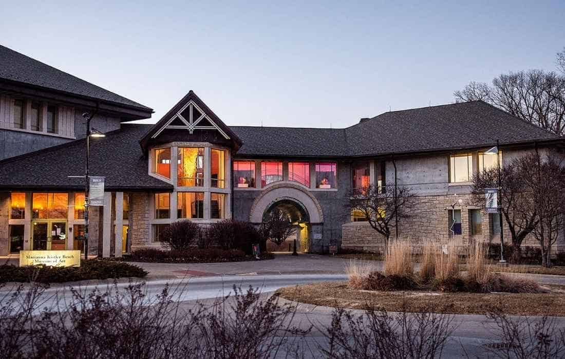 15 Truly Awesome Things to Do in Manhattan, Kansas - Go To Destinations