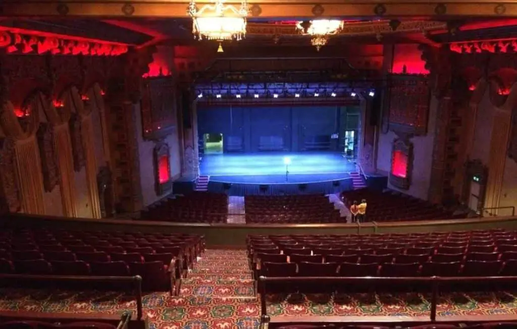 interior mount baker theatre