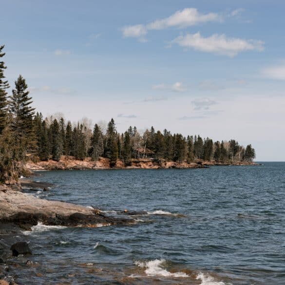 Lake Superior Minnesota shoreline