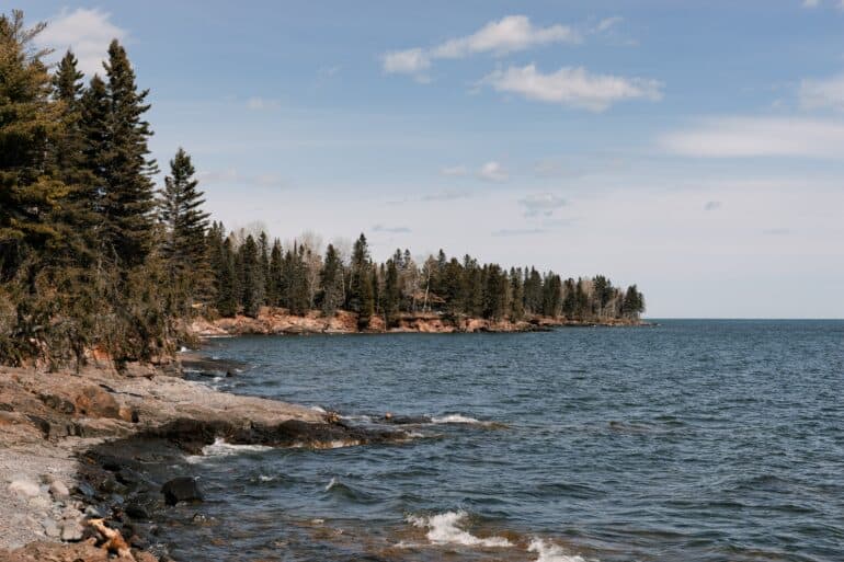 Lake Superior Minnesota shoreline