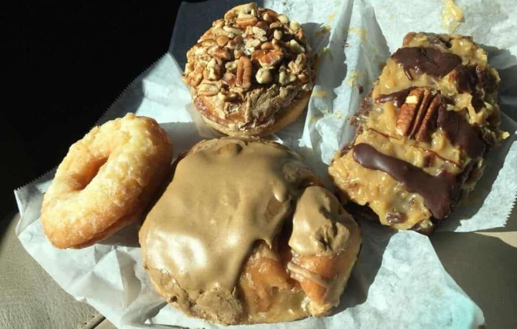 Star Dust Donut Shop, best donuts in San Diego california
