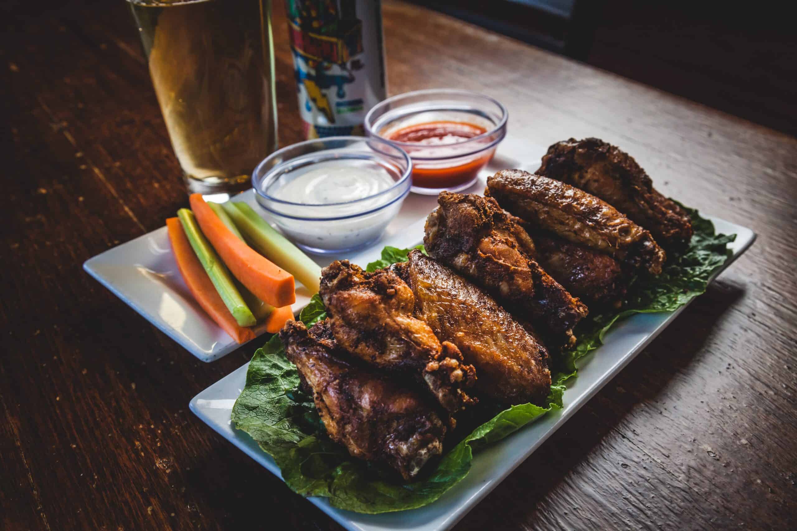 10 of the Best Wings in Nashville, Tennessee (With Photos)