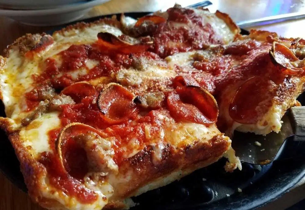 Blue Pan Pizza, best pizza restaurants in Denver CO