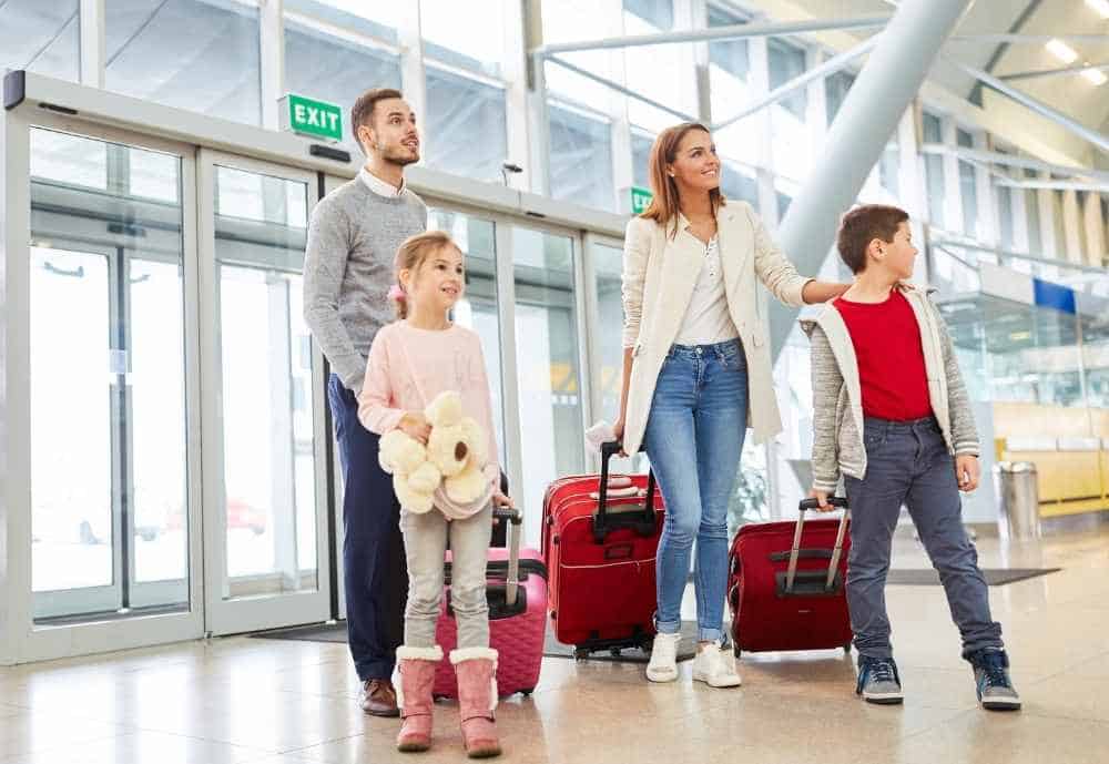 vacation with kids leaving at airport