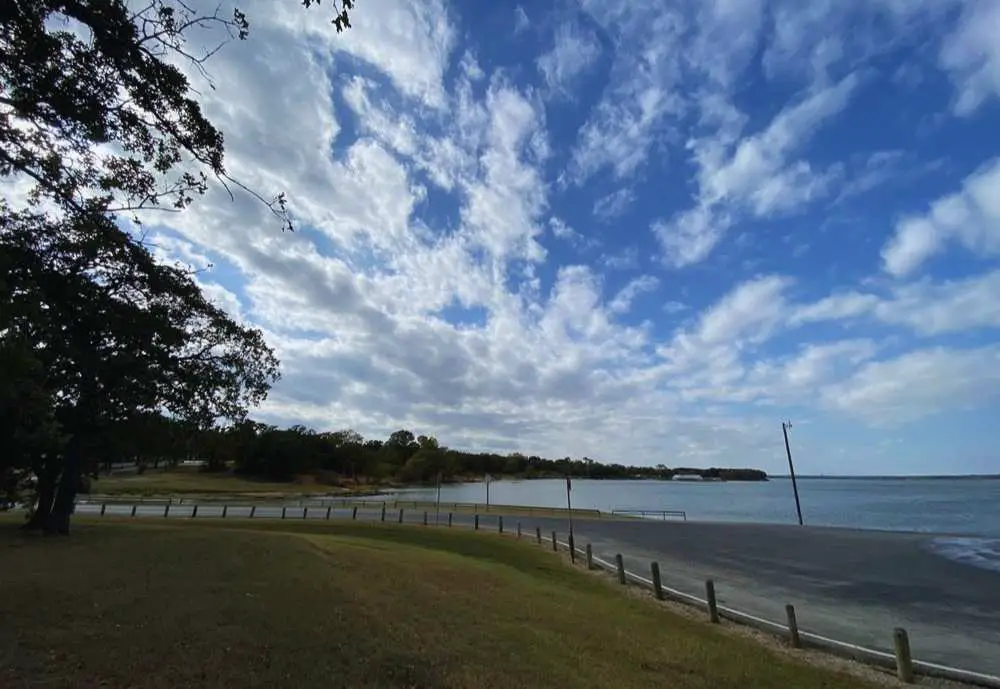 Lewis Lake Park