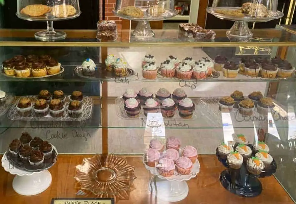 Cabot Cafe and Cake Corner, best bakeries in Little Rock, AR