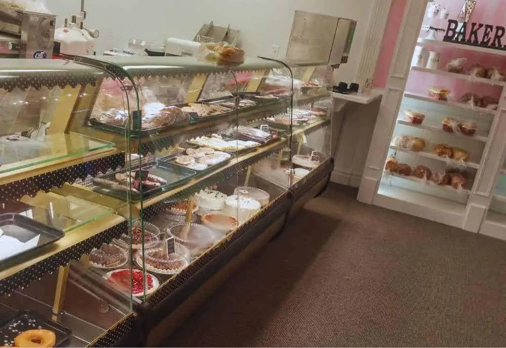 Cinnamon Cream Bakery, best bakeries in Little Rock
