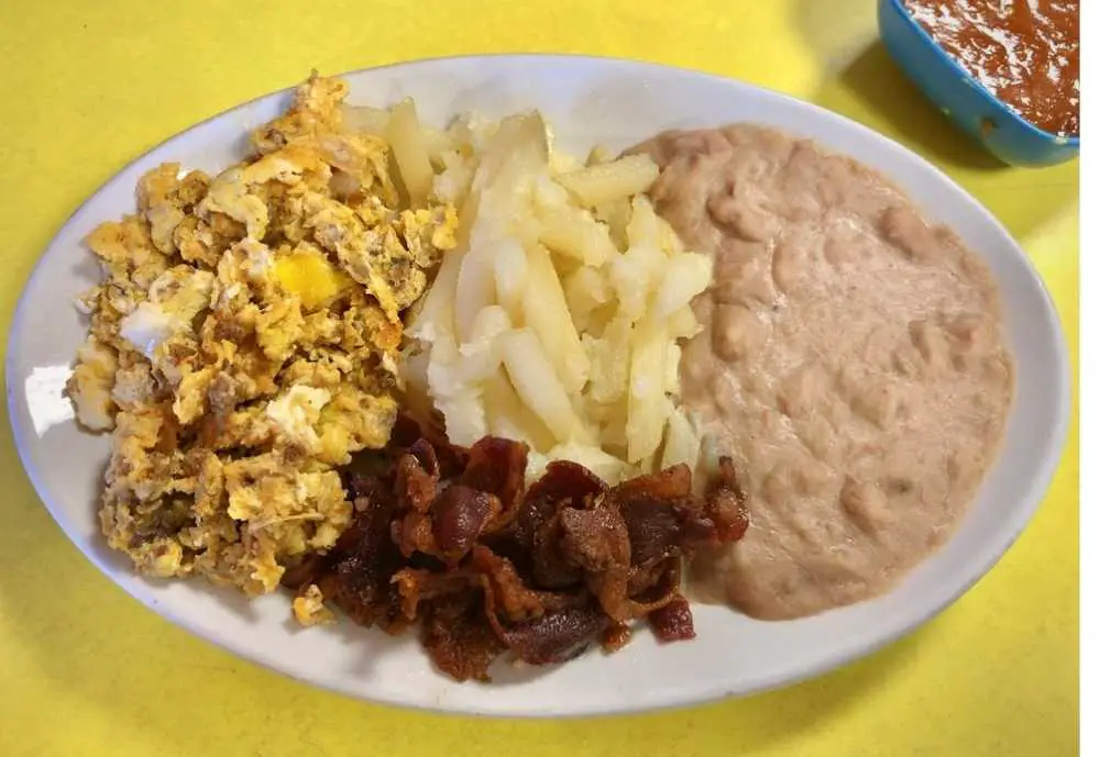 Lolita's, Best Mexican breakfast in Waco Texas