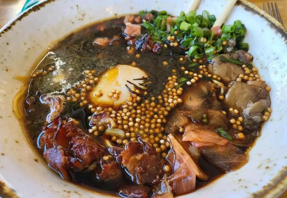 Breakfast Ramen at Papa’aina, best breakfast spots in Maui, Lahaina Hawaii