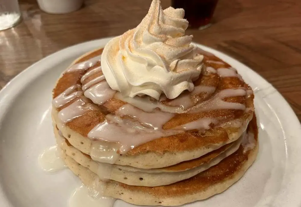 Frizzle Chicken Farmhouse Café, best breakfast spots in Pigeon Forge, TN
