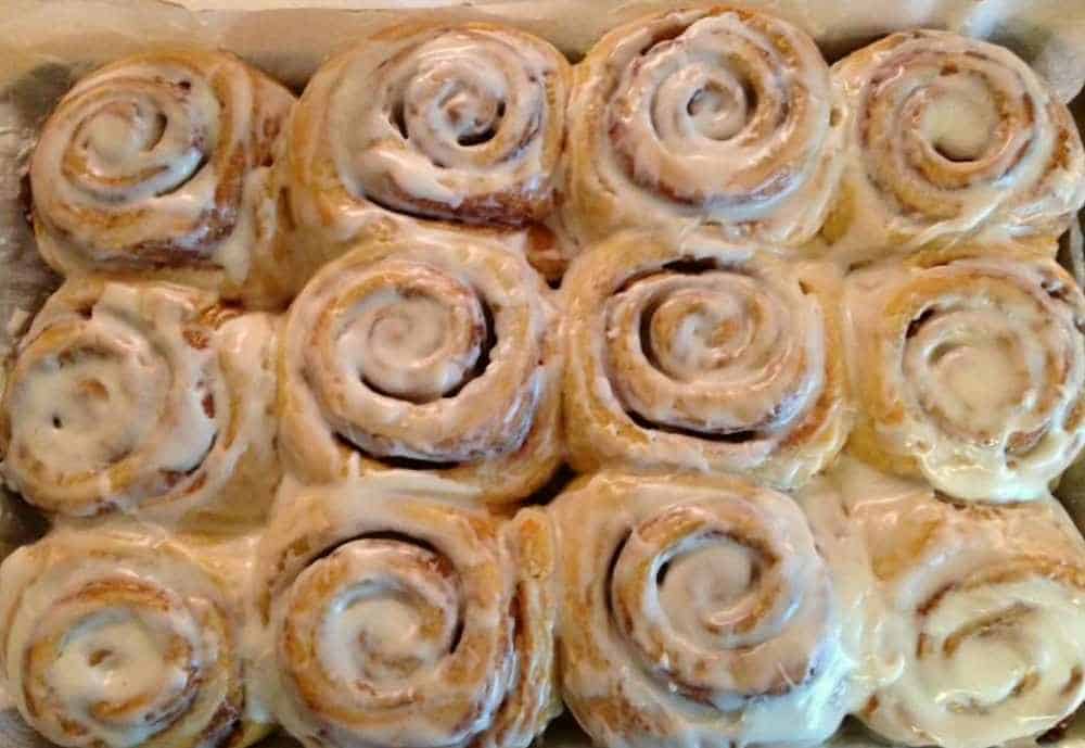 Cinnamon rolls at Old Fashioned Dough Company, best breakfast in Branson