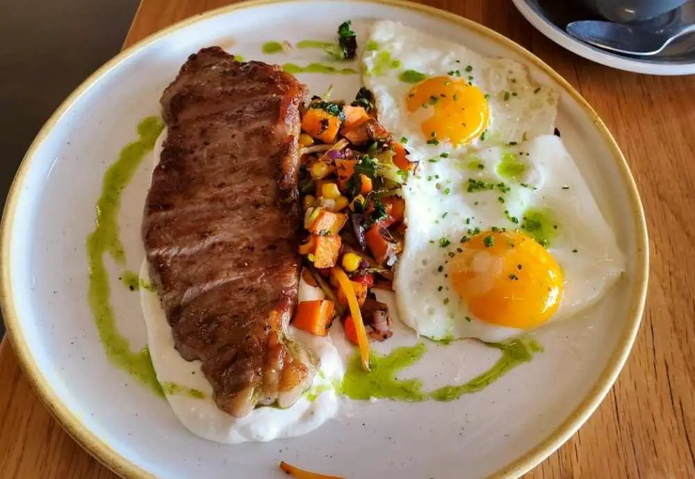 avacado toast at St. Kilda Cafe & Bakery, top breakfast restaurants in west Des Moines, Iowa