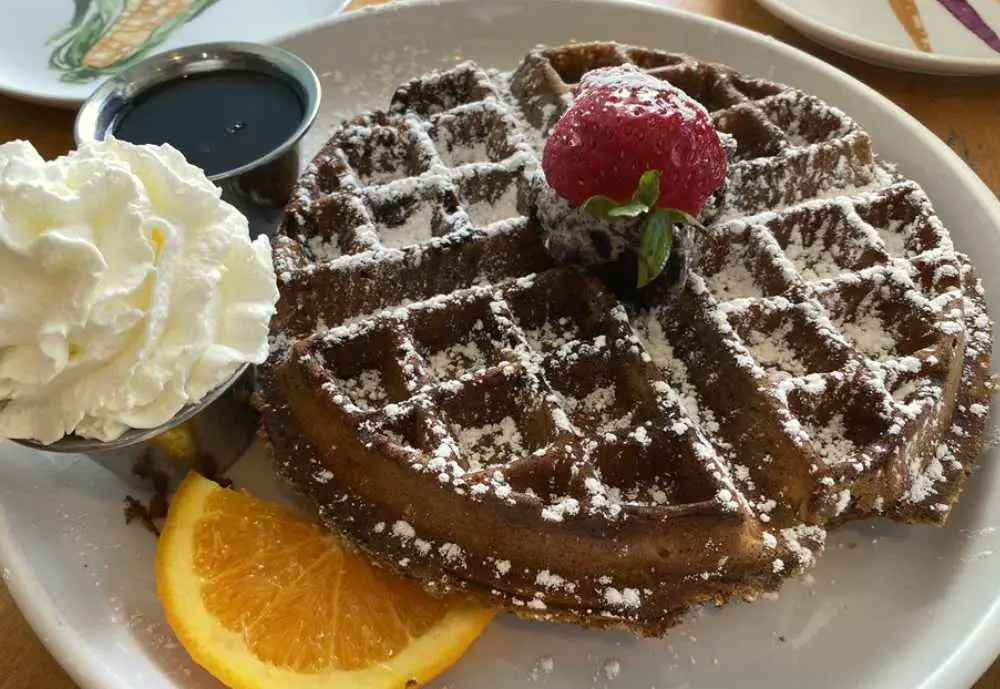 Cafe Kaila, best breakfast spots in Waikiki, HI