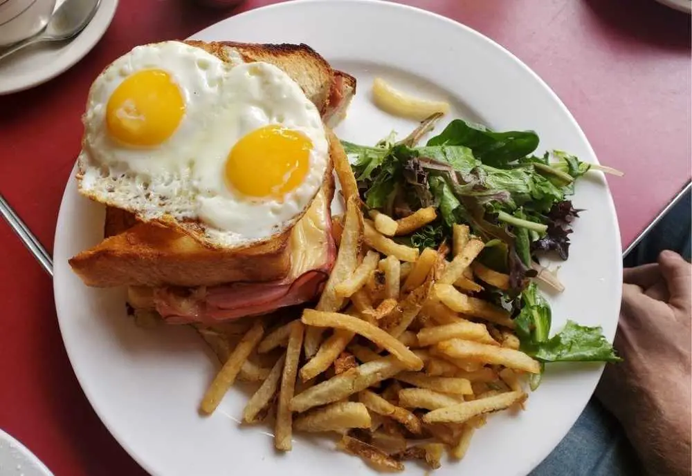 Café LULUc, best breakfast restaurants in Brooklyn