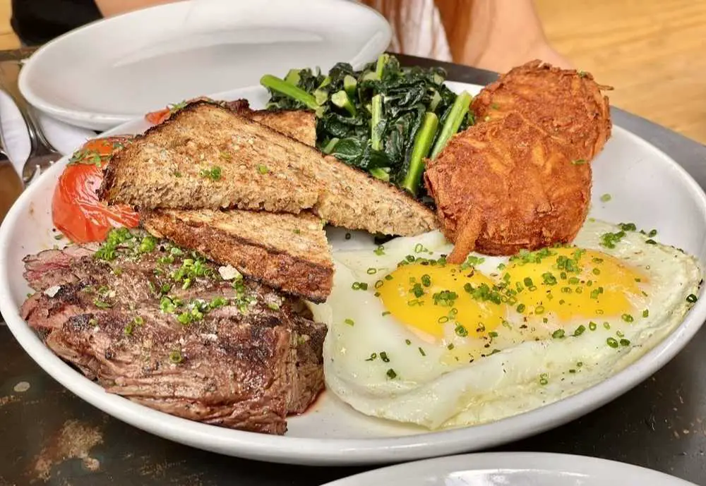 Five Leaves, best breakfast restaurants in Brooklyn New York