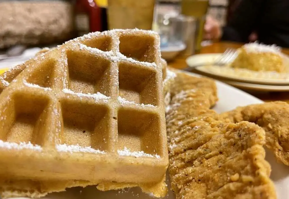 Harriette's Restaurant, best breakfast spots in Key Largo, FL