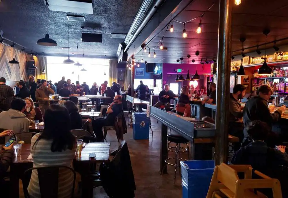 breezy town pizza, best pizza spots in seattle wa