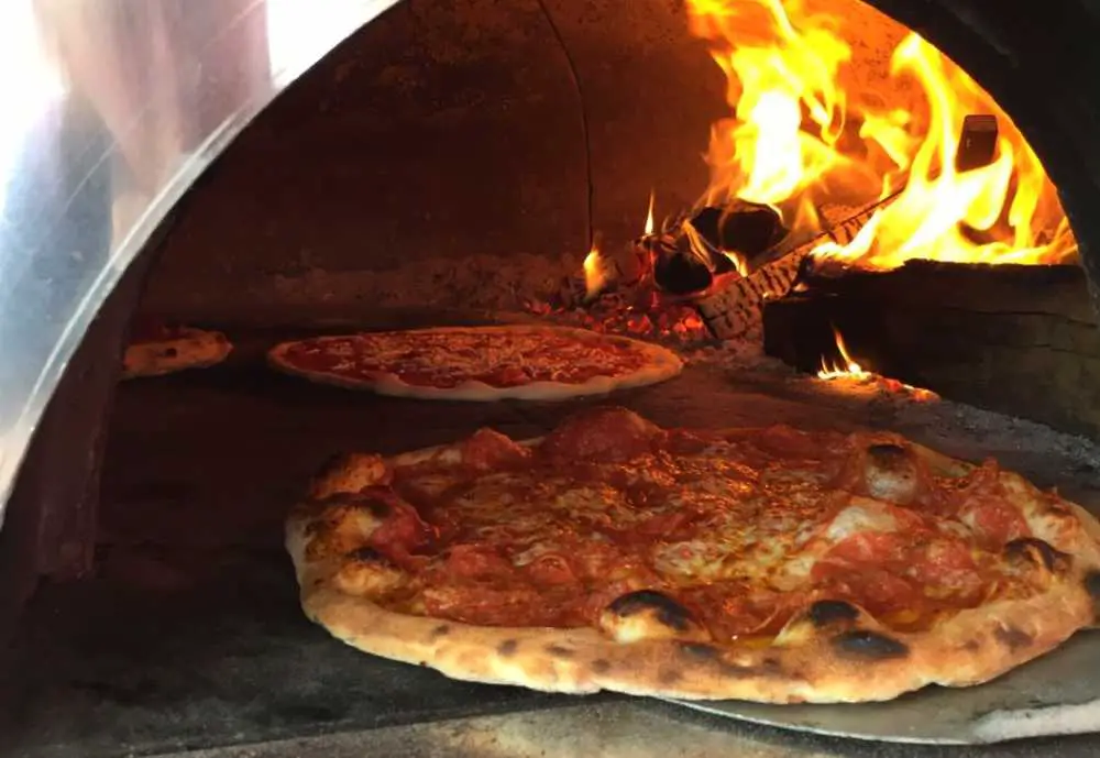 Catch-a-fire pizza, best pizza spots in cincinnati ohio