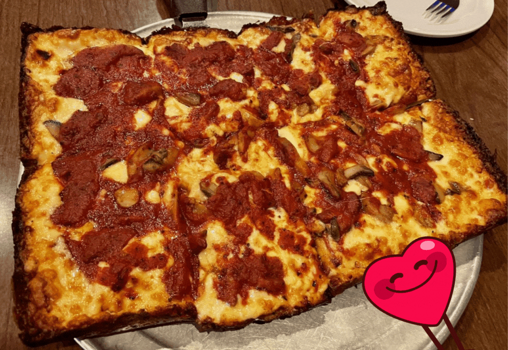 Loui’s Pizza, best pizza spots in Detroit Michigan