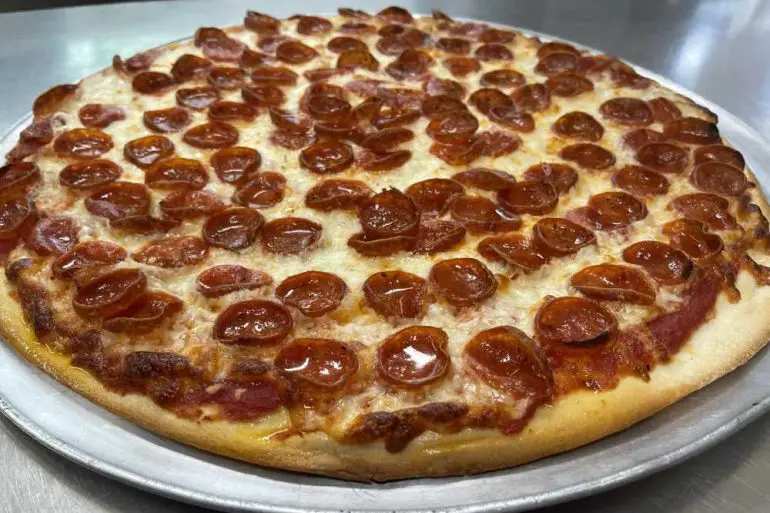 best pizza in lancaster ohio