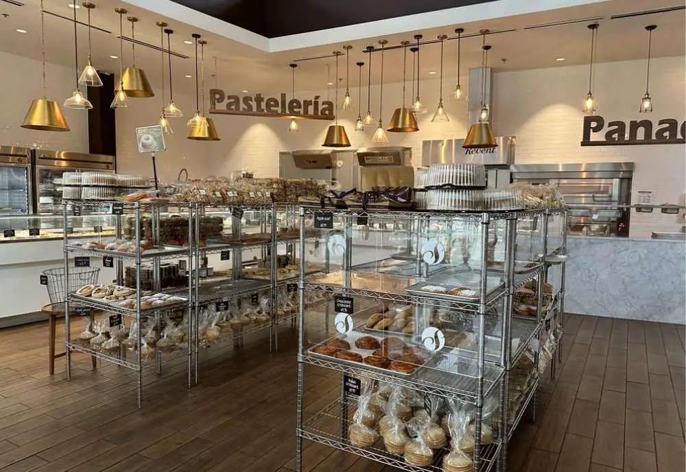 San Martin Bakery & Restaurant, best breakfast restaurants in Dallas Texas