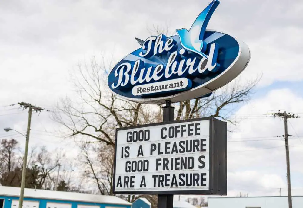 bluebird restaurant, best breakfast in fort wayne IN