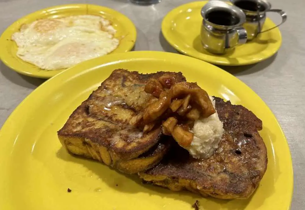 Hang Over Easy, best breakfast spots in Toledo, OH