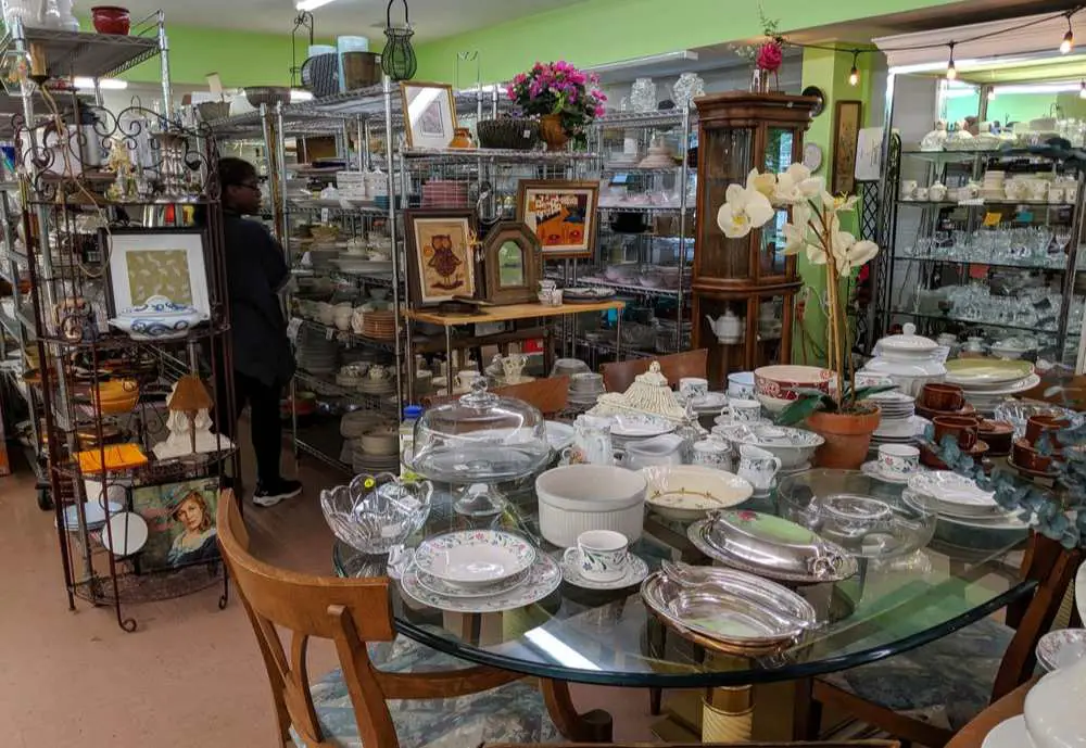 Market Street Mission Thrift Store, best thrift stores in New Jersey
