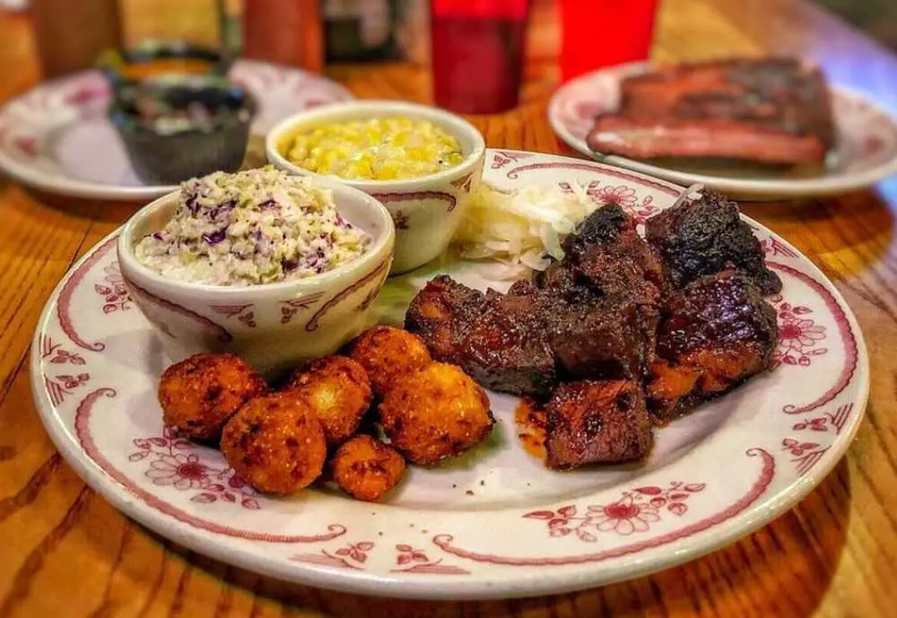 Midwood Smokehouse, Charlotte North Carolina, reasons to visit North Carolina