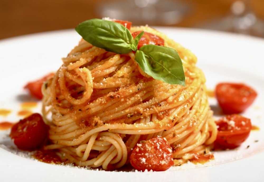 Spaghetti and tomato sauce at Amor di Pasta in Miami FL, best italian in Miami