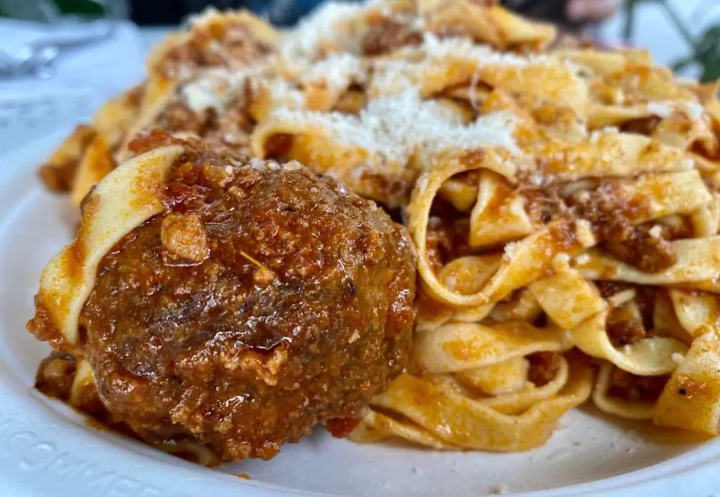 Fettuccine w/ Home-Made Bolognese Sauce, 2 Meatballs, and Parmesan cheese, The Italian Homemade Company, San Francisco, California