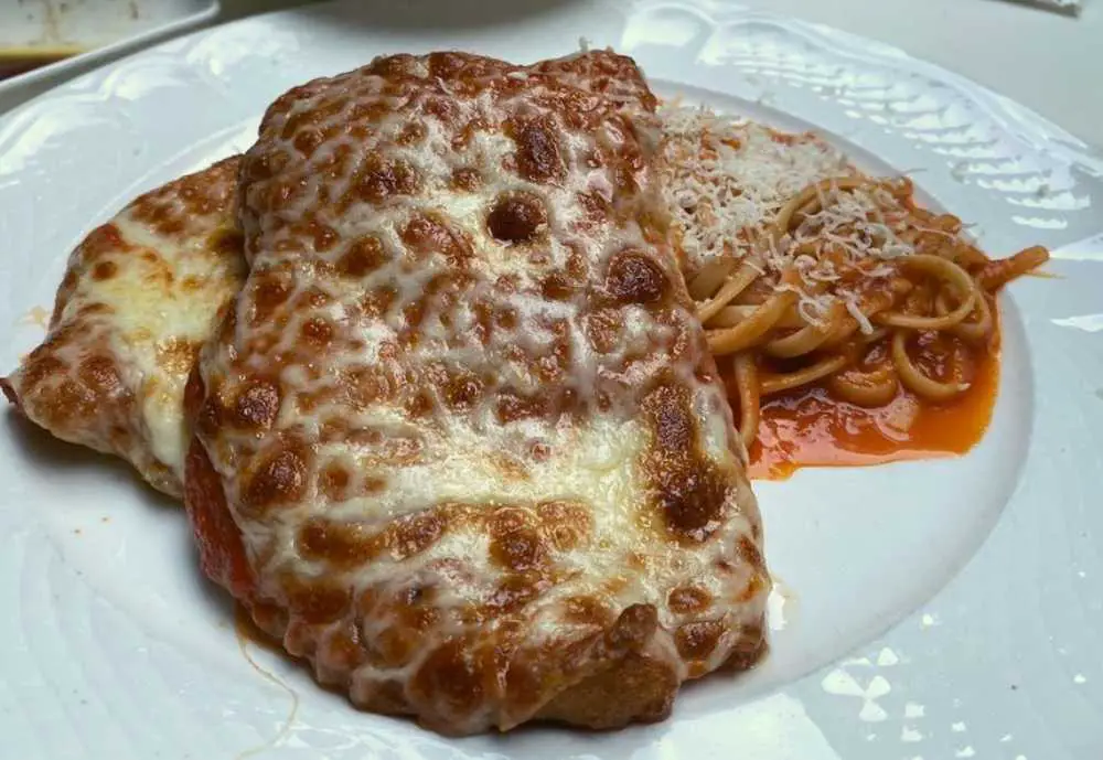 Chicken parmesan at La Grotta Itialian restaurant in Atlanta Georgia