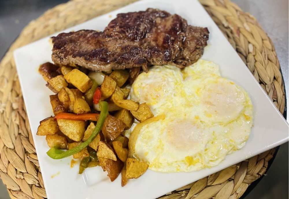 steak and eggs at Wake Up Cafe in Bakersfield CA