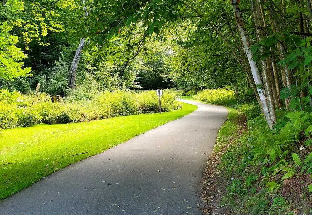 Stowe Recreation Path in Stowe, Vermont, things to do with family in Stowe