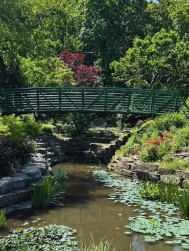Overland Park Arboretum in Overland Park