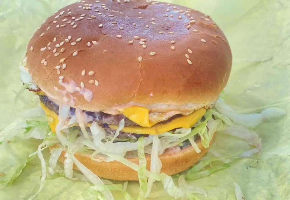Golden Burger in Long Beach, California