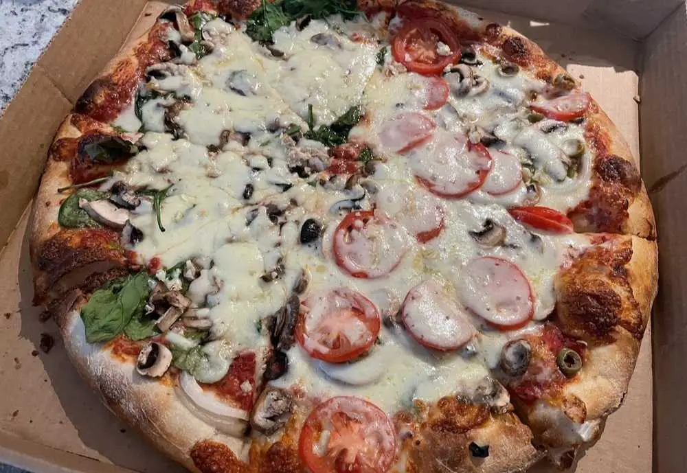 The Pizza and Vegetarian Pizza at Moor River Pizza in Jacksonville