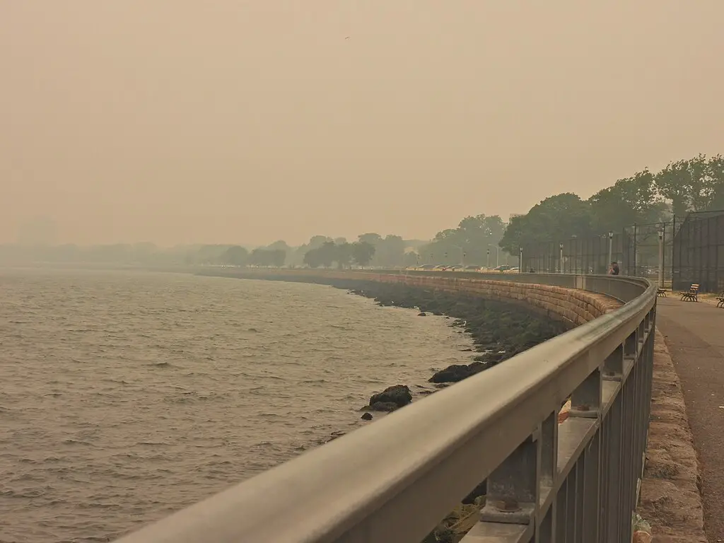 Brooklyn coastline obscured by smoke from Canadian wildfires