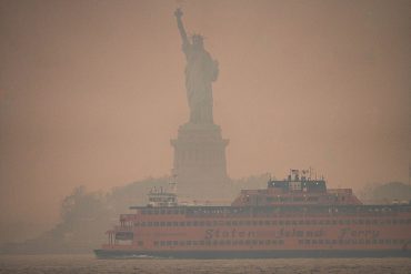 Smoke from Canada Wildfires consume New York