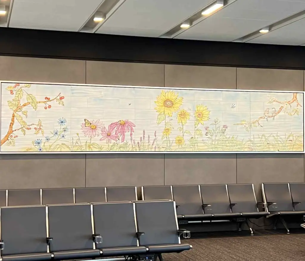Art at KCI airport gate