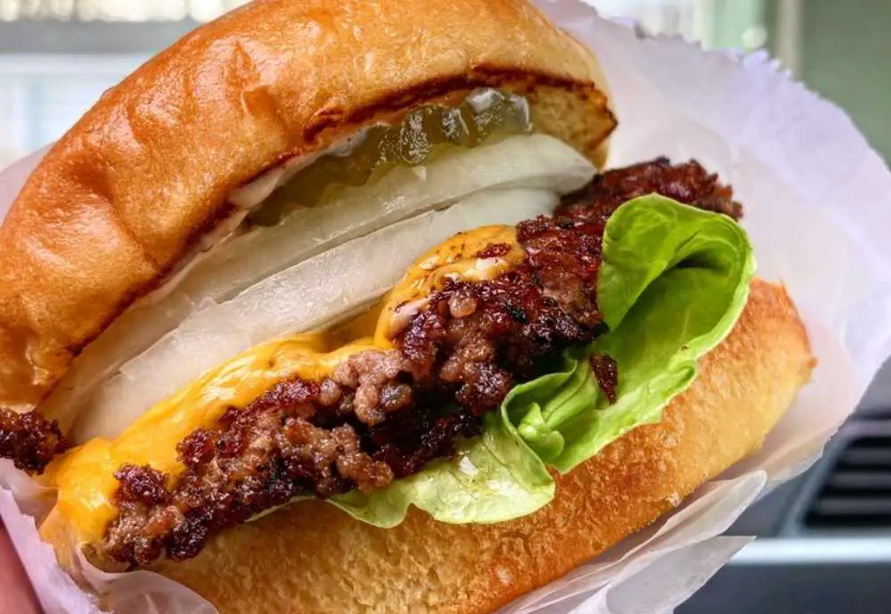 A juicy cheeseburger at