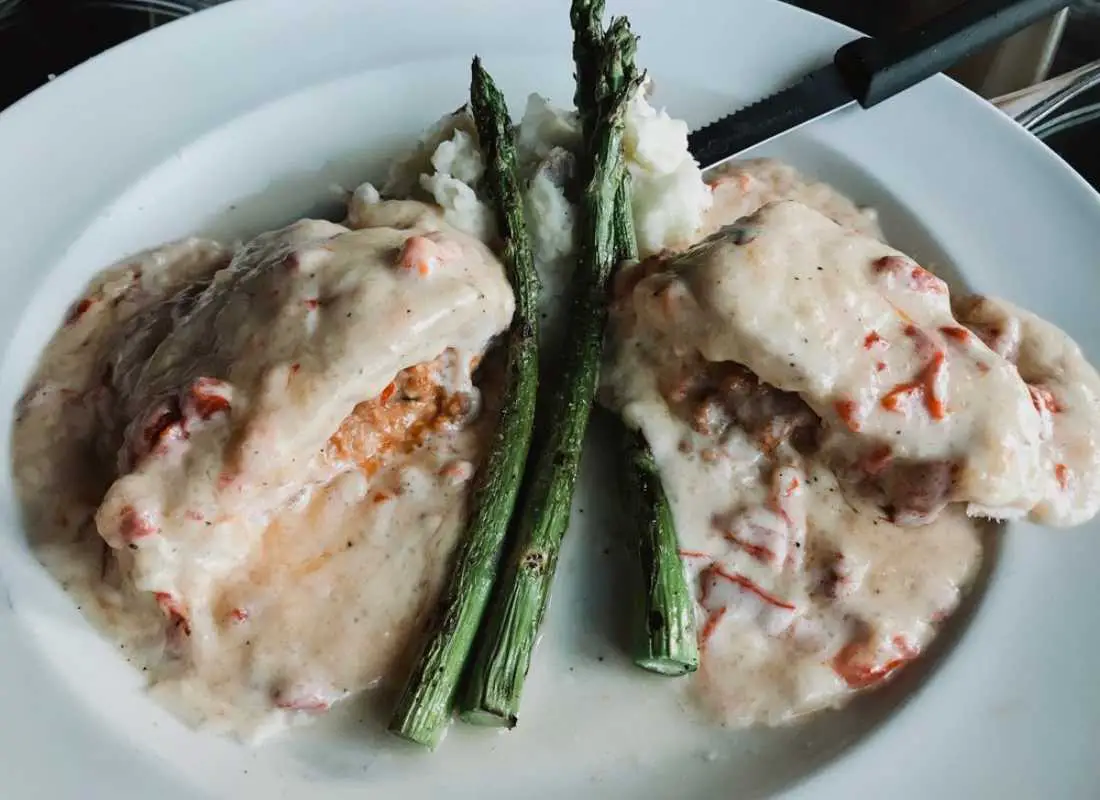 2 Special Hidden Gem Restaurants in Des Moines, IA Support Local