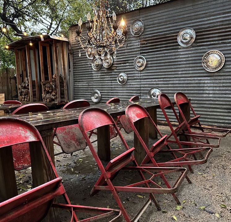 2 Austin hole-in-the-wall restaurants