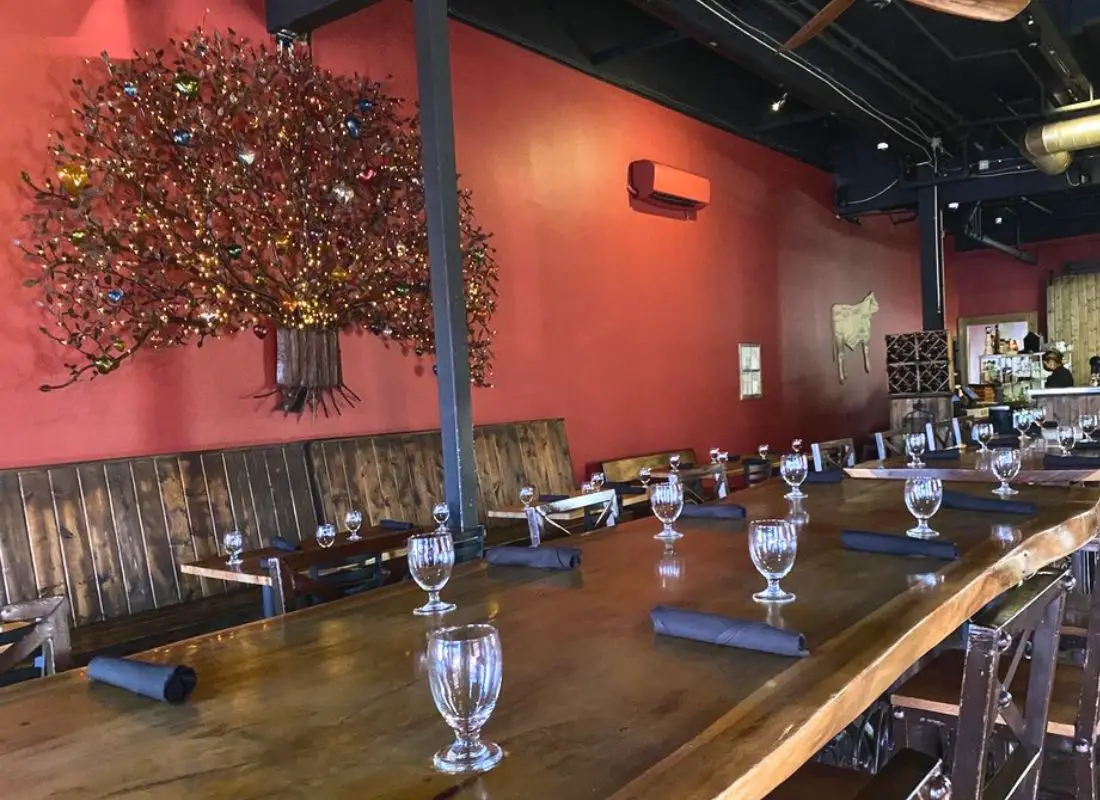 3 Hole in the Wall Restaurants in Kent, Washington